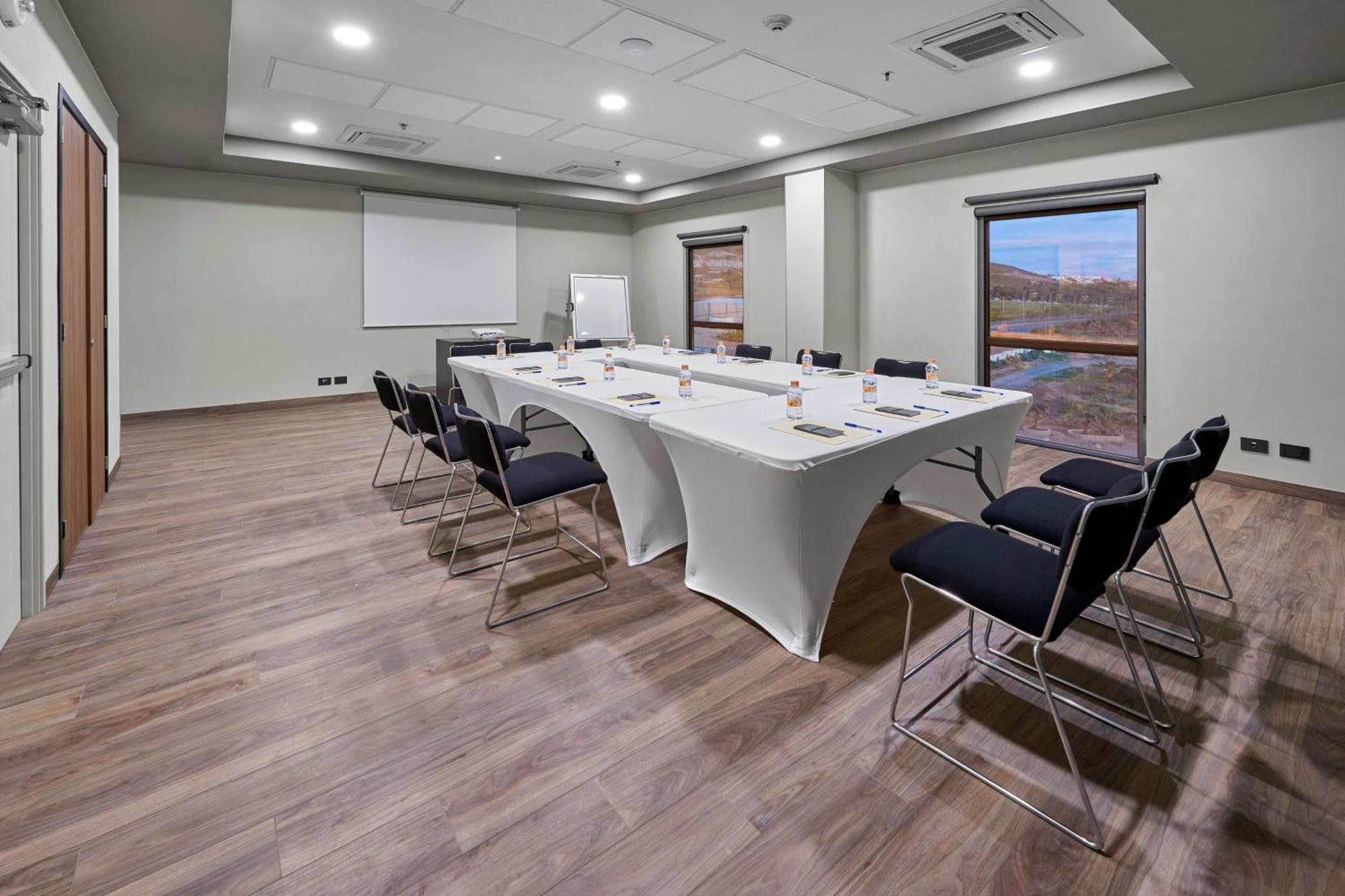City Express Plus By Marriott Ensenada Extérieur photo